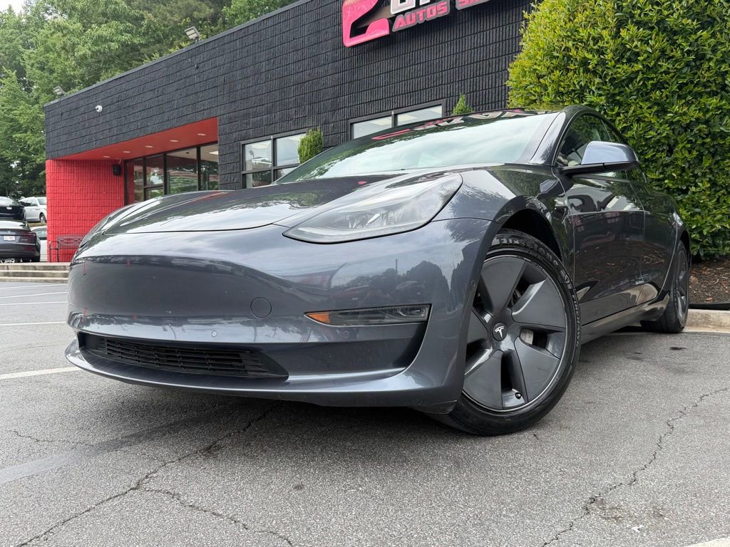 Used 2022 Tesla Model 3 Standard Range RWD image 2
