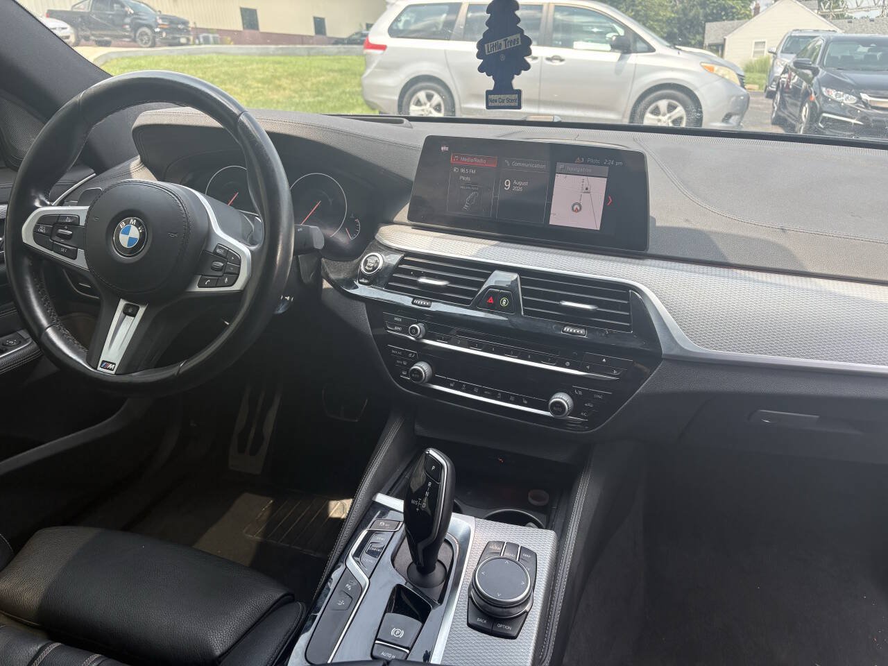 Used 2019 BMW 640i Gran Turismo xDrive w/ M Sport Package AWD/4WD image 19
