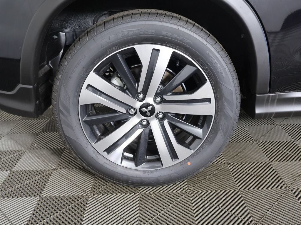 New 2027 Mitsubishi Outlander Sport ES AWD/4WD image 17
