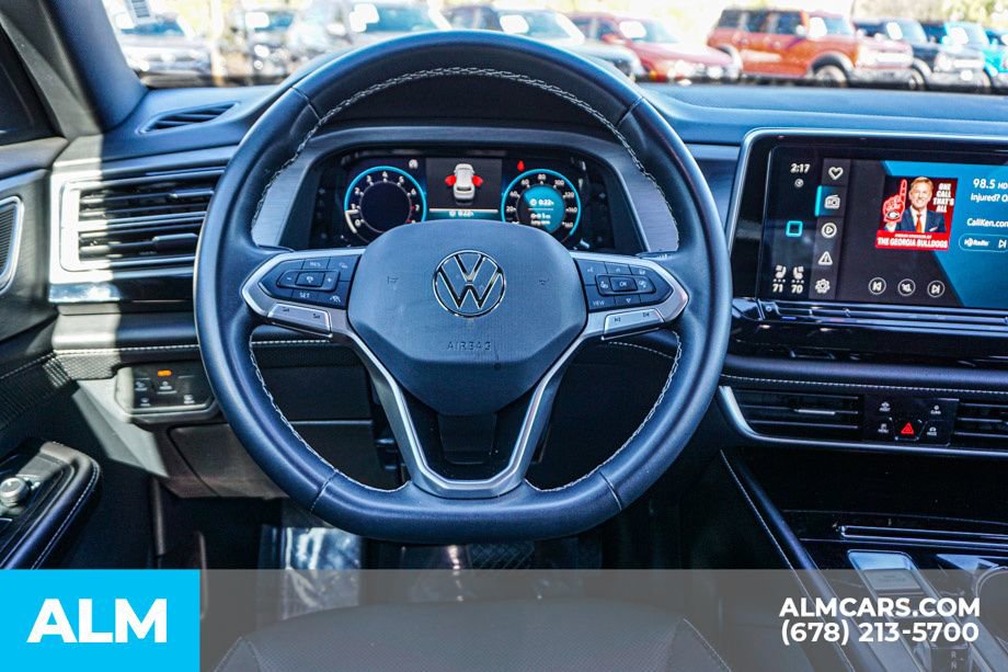 Used 2024 Volkswagen Atlas Cross Sport SE image 27