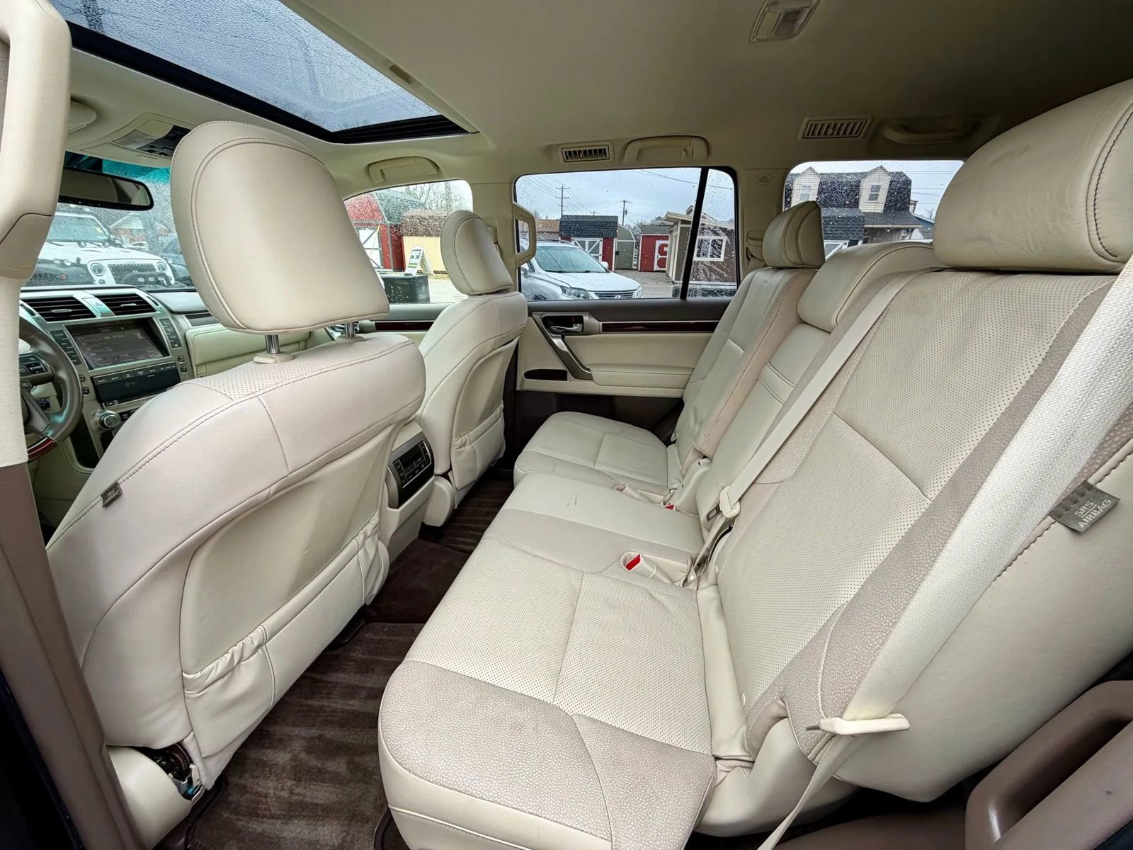 Used 2014 Lexus GX 460 w/ Premium Package image 11