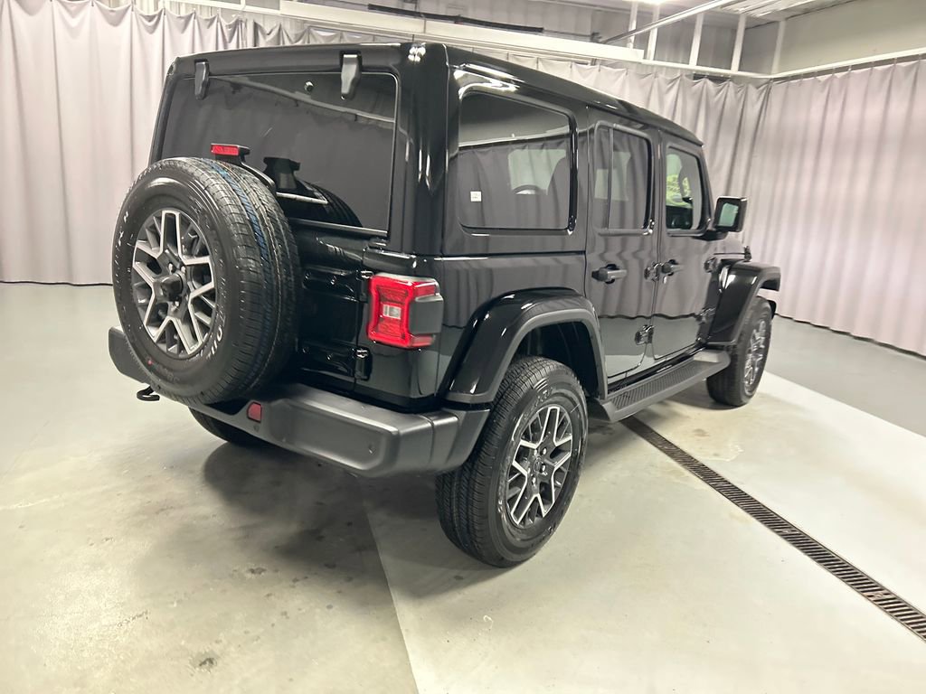 New 2026 Jeep Wrangler Sahara image 7