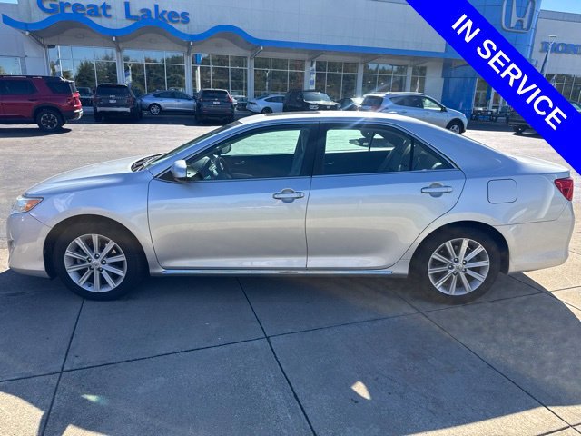 Used 2014 Toyota Camry XLE w/ Leather Package FWD image 6