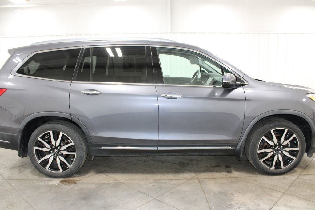 Used 2020 Honda Pilot Touring image 10