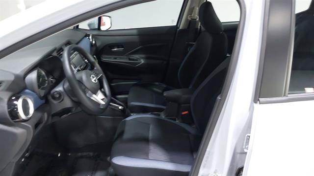 Used 2025 Nissan Versa SV w/ Trunk Package FWD image 19
