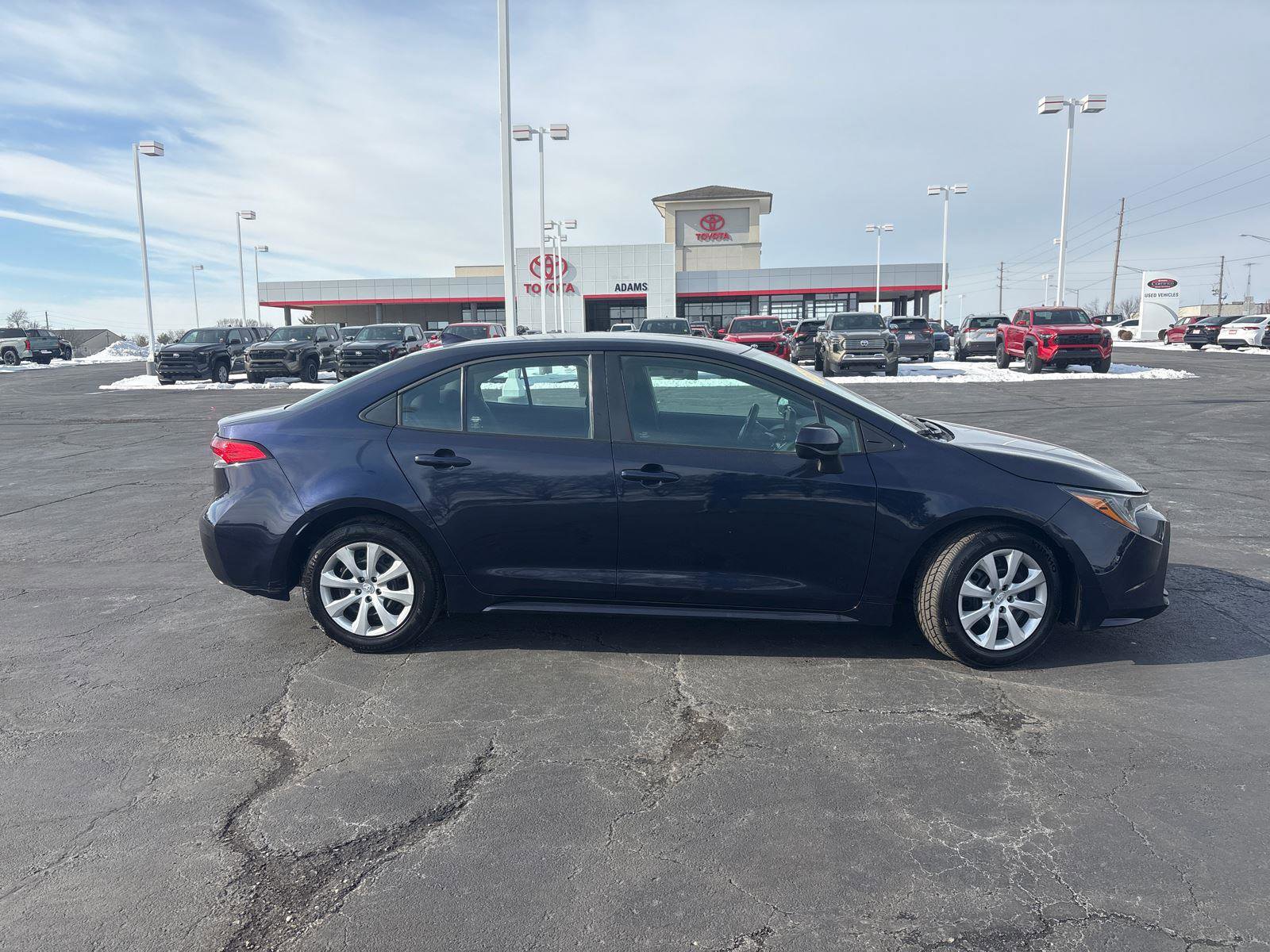 Used 2023 Toyota Corolla LE FWD image 10