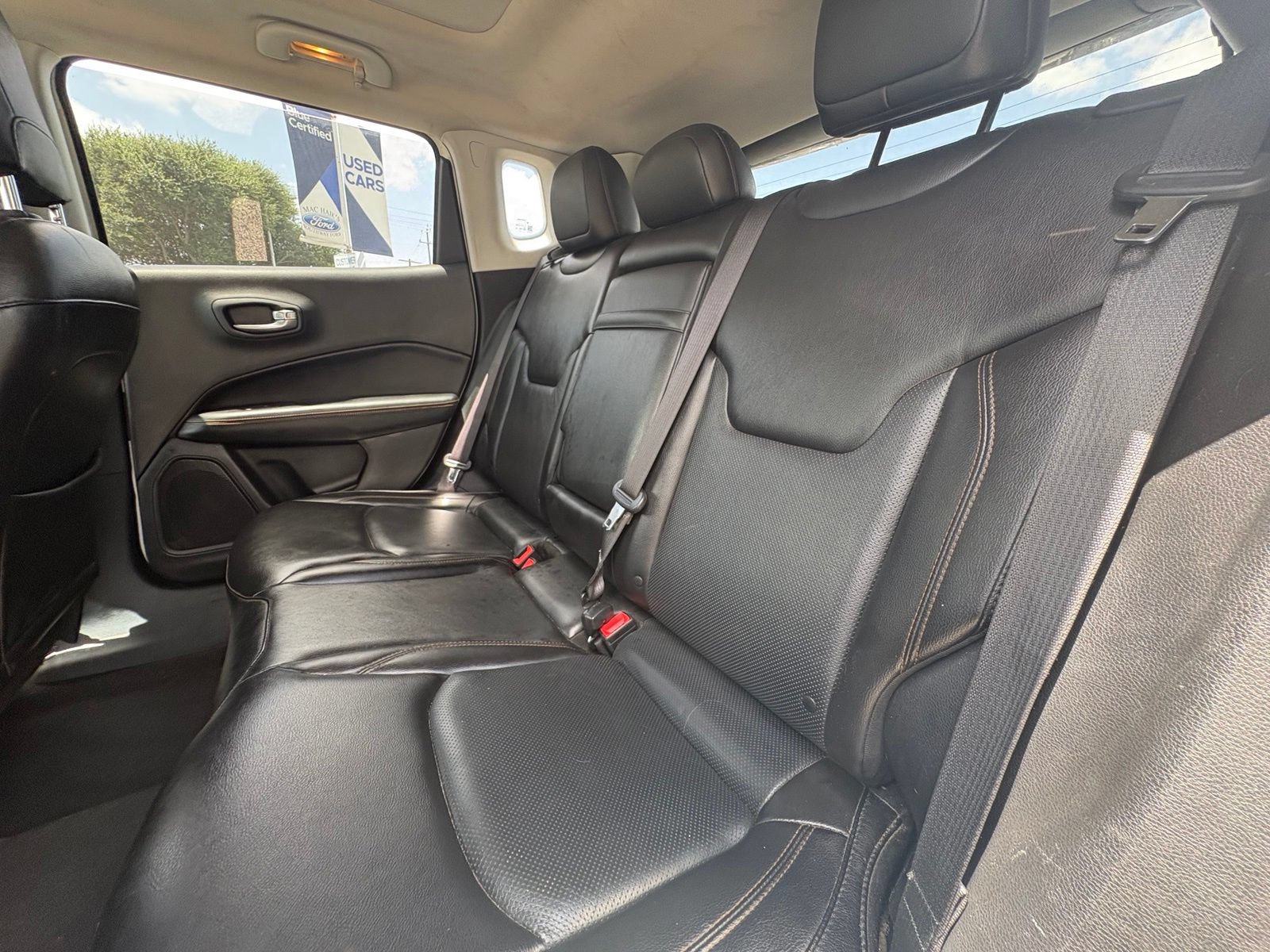 Used 2017 Jeep Compass Limited AWD/4WD image 9