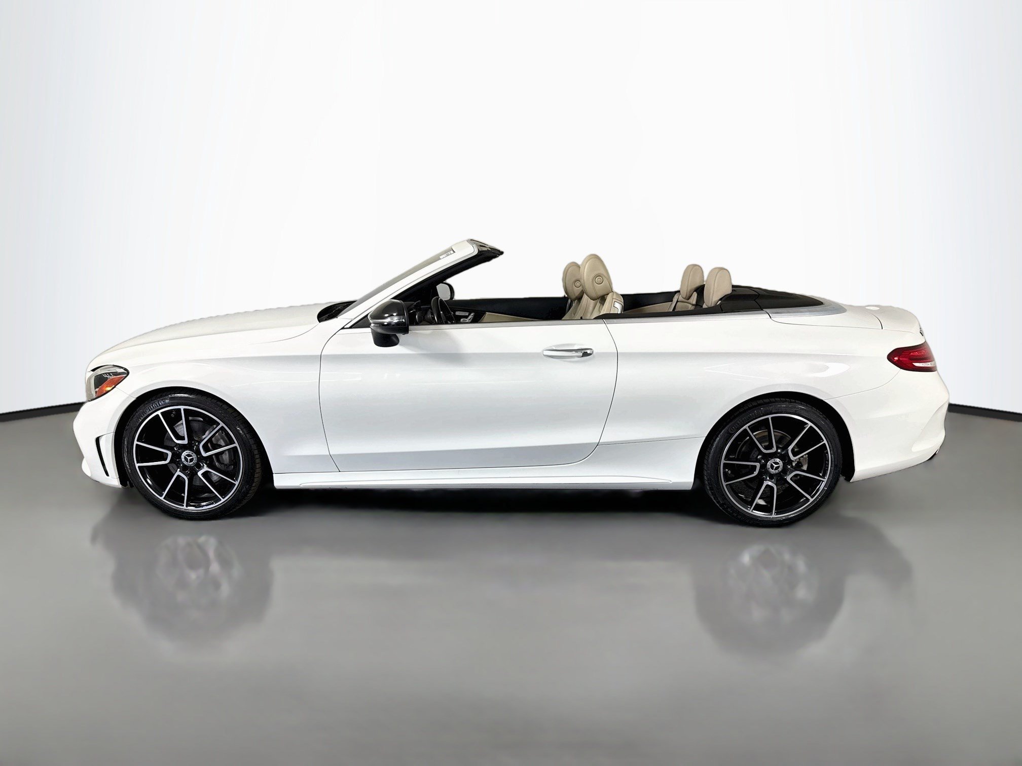 Used 2021 Mercedes-Benz C 300 Cabriolet w/ AMG Line image 42