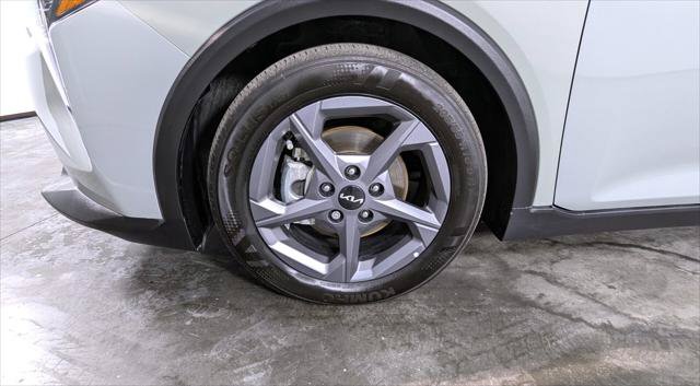 Used 2025 Kia K4 FWD image 10
