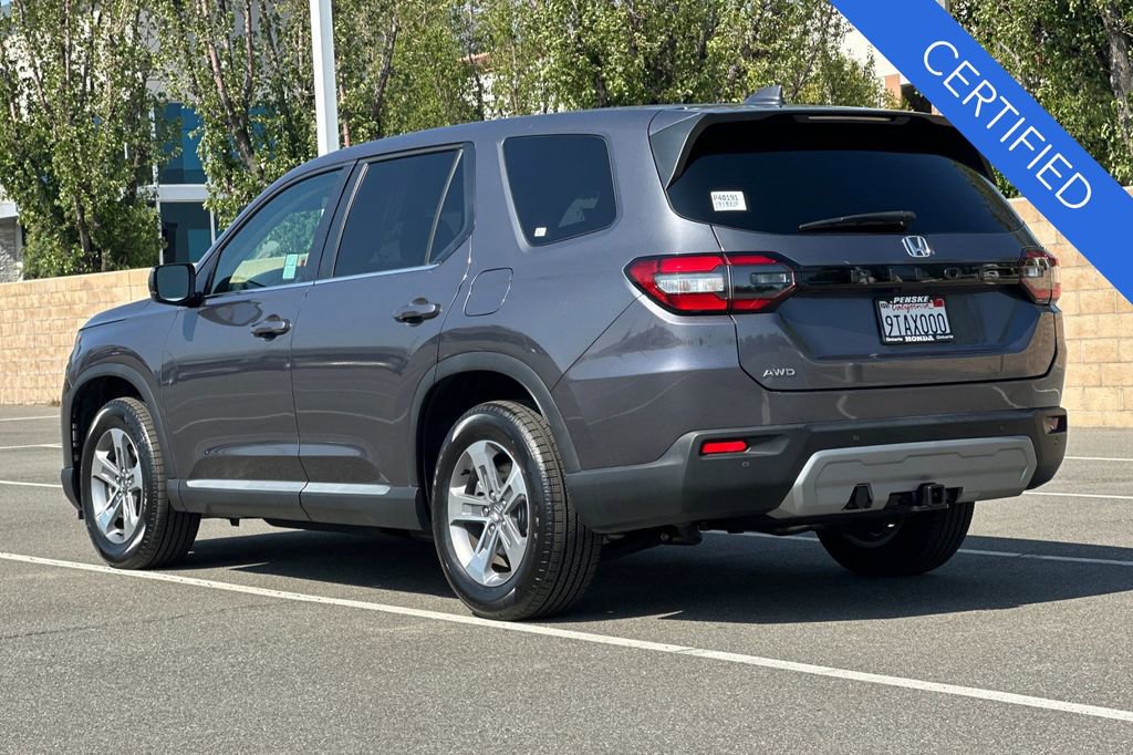 Certified 2025 Honda Pilot EX-L image 6