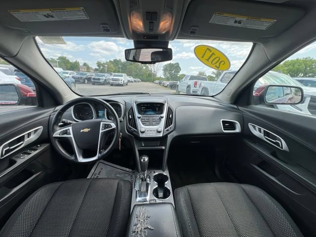 Used 2017 Chevrolet Equinox LT w/ Convenience Package FWD image 18