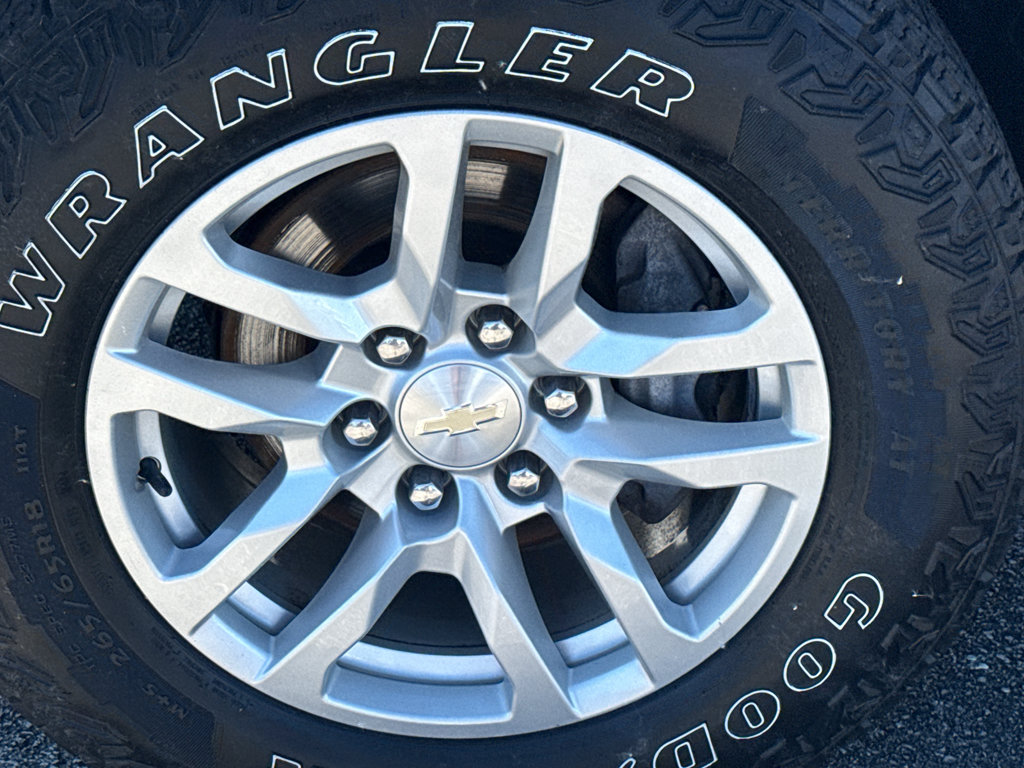 Certified 2021 Chevrolet Silverado 1500 LT AWD/4WD image 10
