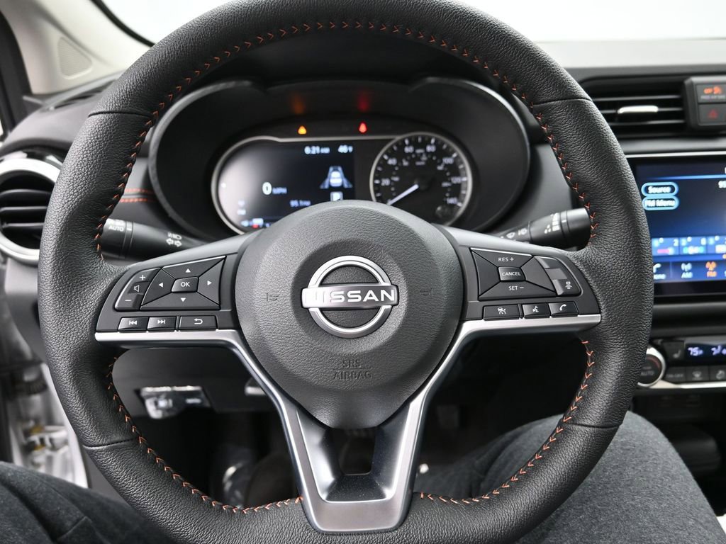 New 2025 Nissan Versa SR w/ Trunk Package FWD image 13