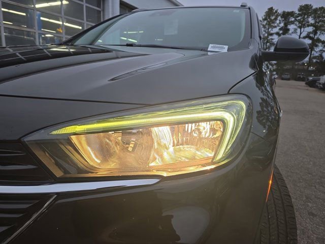 Used 2020 Buick Encore GX Select image 30