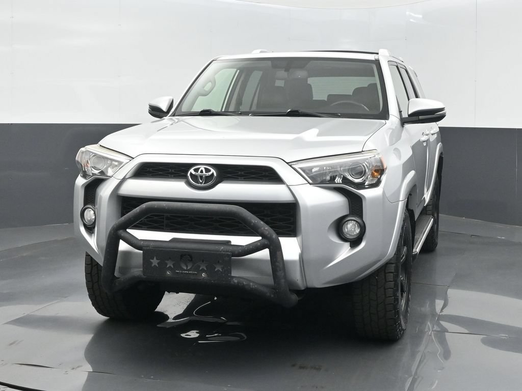 Used 2015 Toyota 4Runner SR5 Premium AWD/4WD image 2