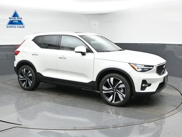 Used 2024 Volvo XC40 B5 Ultimate w/ Climate Package AWD/4WD image 1