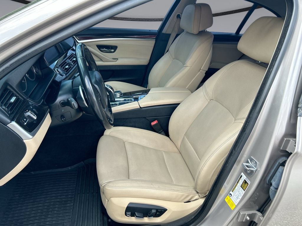Used 2016 BMW 528i Sedan RWD image 11