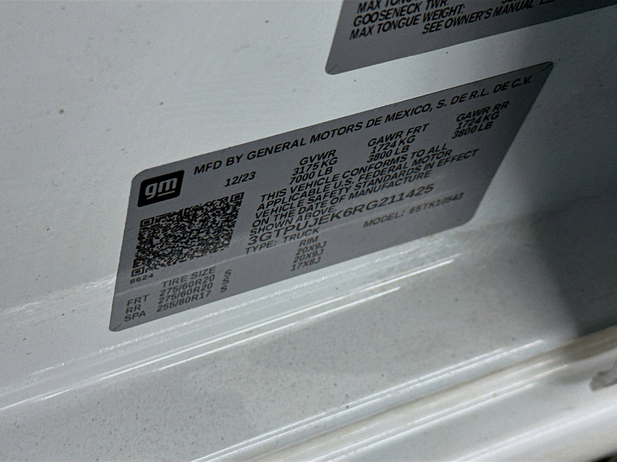 Used 2024 GMC Sierra 1500 Elevation image 12