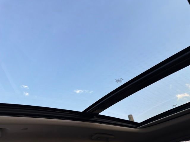 Used 2023 Lincoln Nautilus Reserve image 26