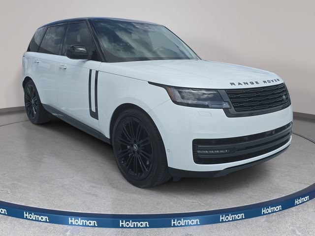 Used 2025 Land Rover Range Rover SE AWD/4WD image 4