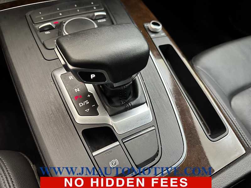 Used 2019 Audi Q5 2.0T Premium w/ Convenience Package AWD/4WD image 28