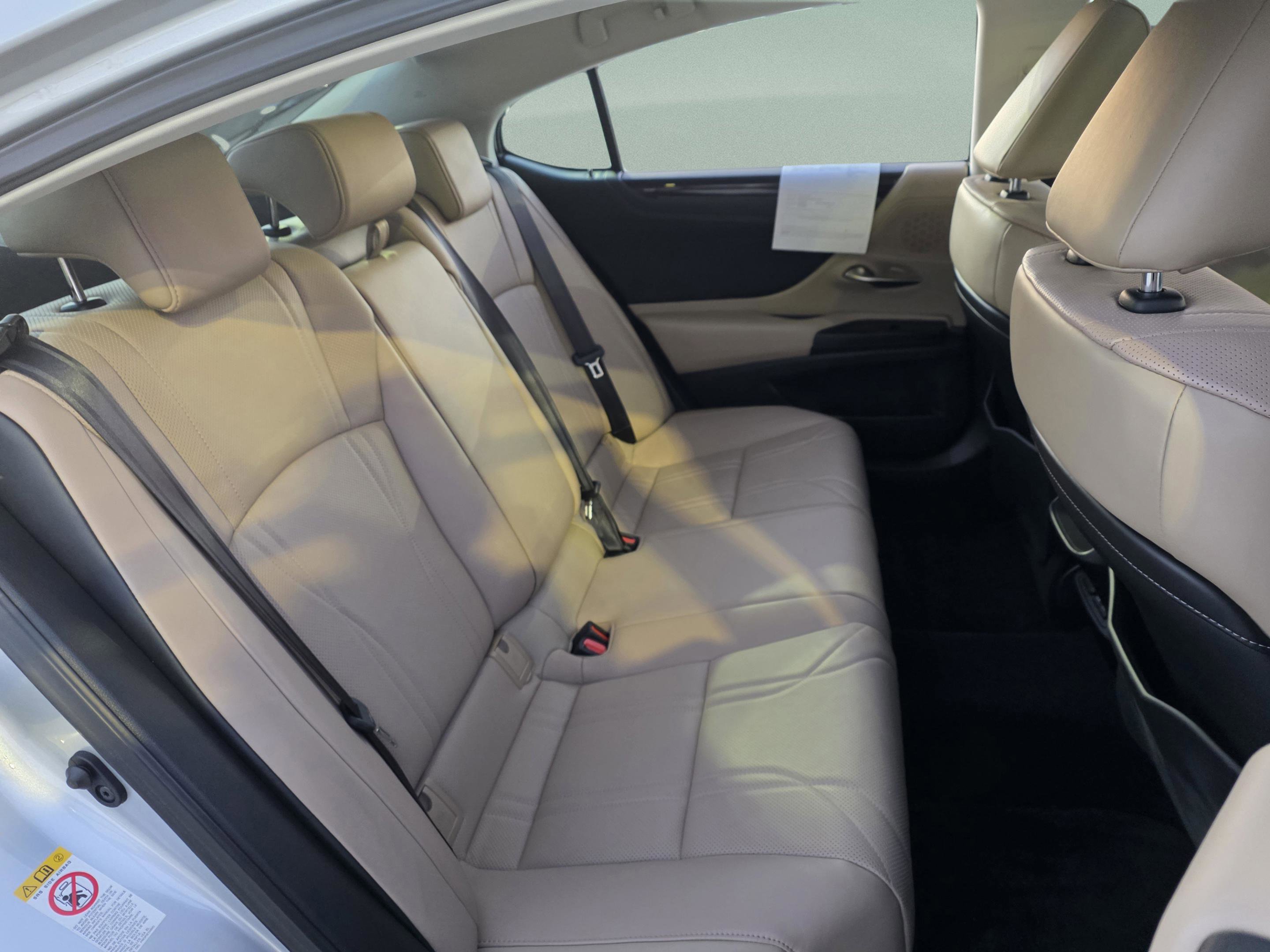 Used 2019 Lexus ES 350 image 26