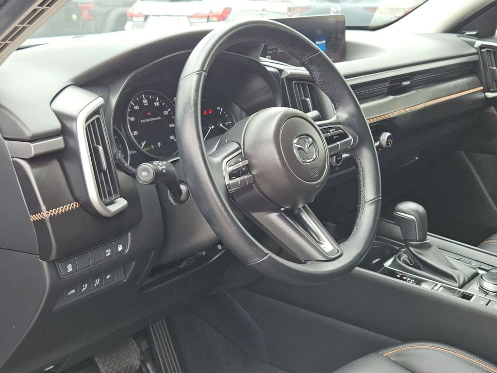 Used 2025 MAZDA CX-50 AWD 2.5 Hybrid w/ Premium Pkg image 13
