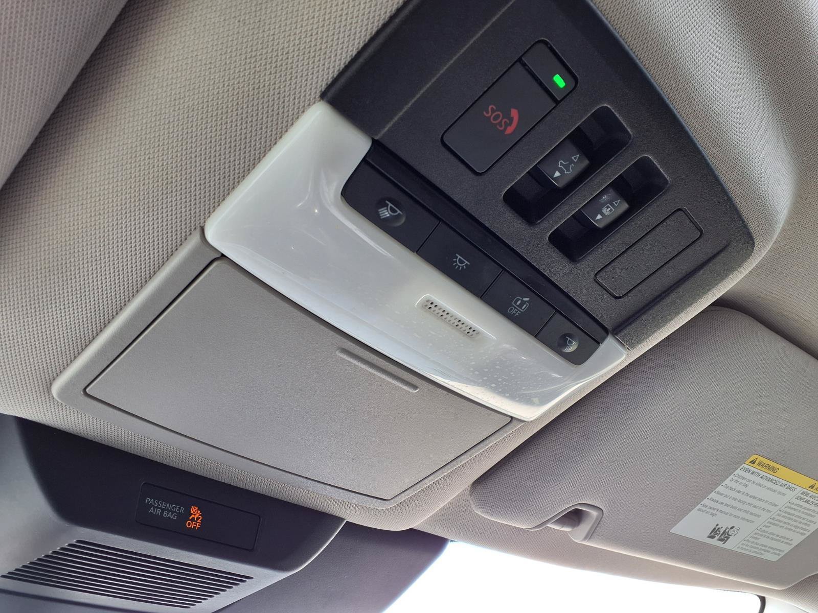 Used 2022 Nissan Pathfinder SV w/ SV Premium Package FWD image 26