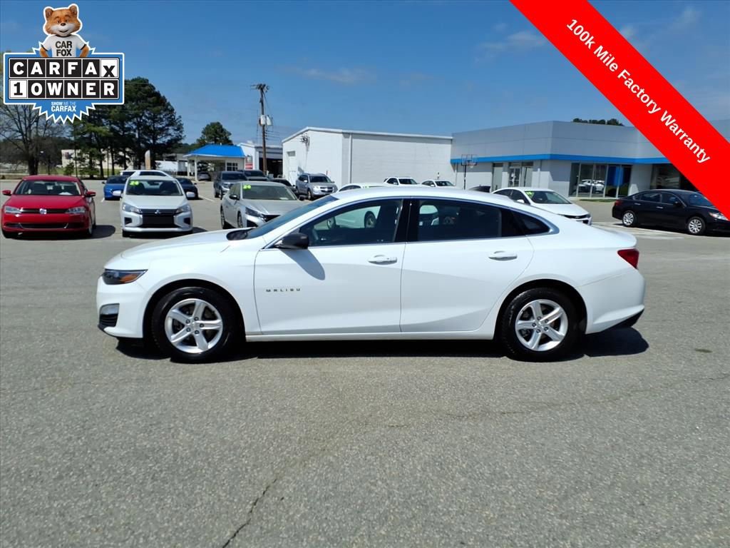 Used 2023 Chevrolet Malibu LS FWD image 2