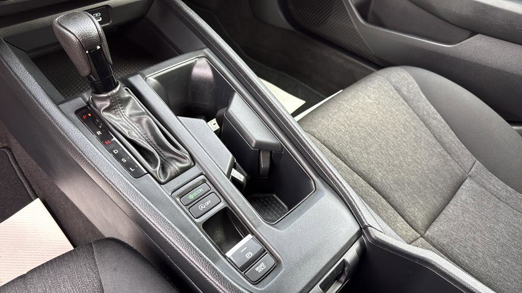 Used 2023 Honda Accord LX image 24