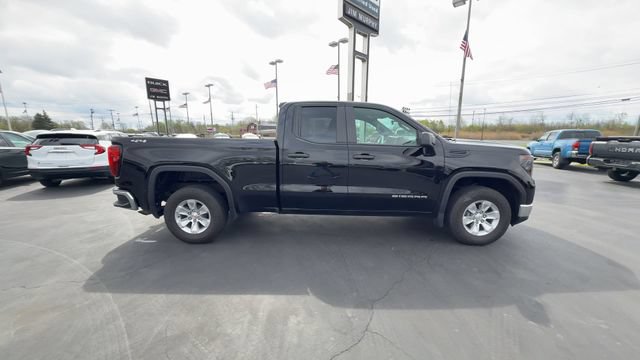 Certified 2023 GMC Sierra 1500 Pro w/ Pro Value Package AWD/4WD image 9