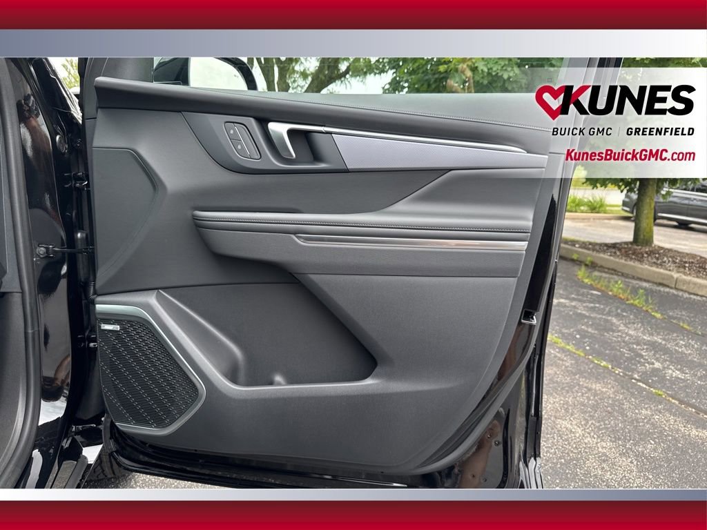 New 2026 Buick Enclave Sport Touring w/ Power Package image 66