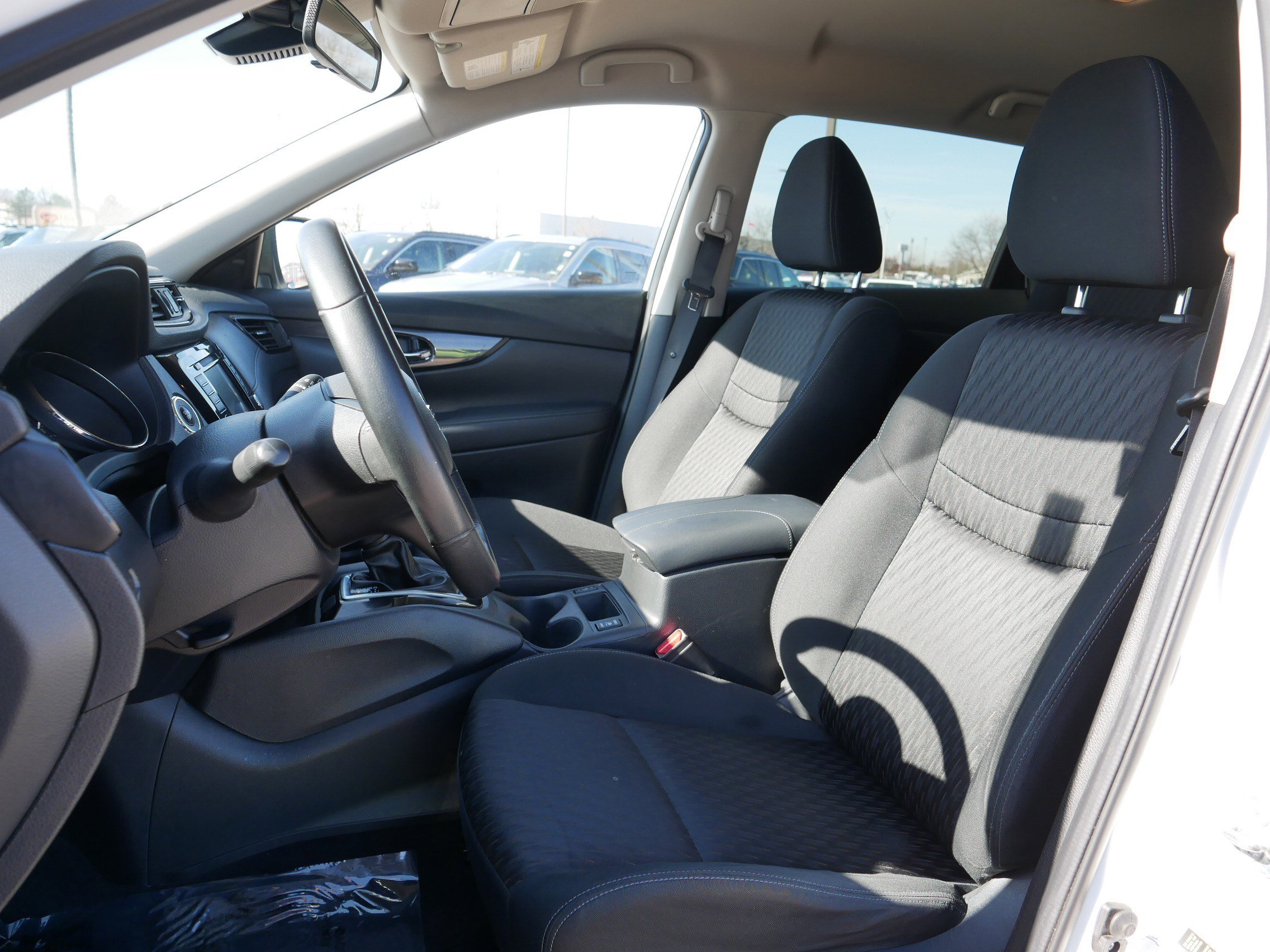 Used 2020 Nissan Rogue SV AWD/4WD image 33