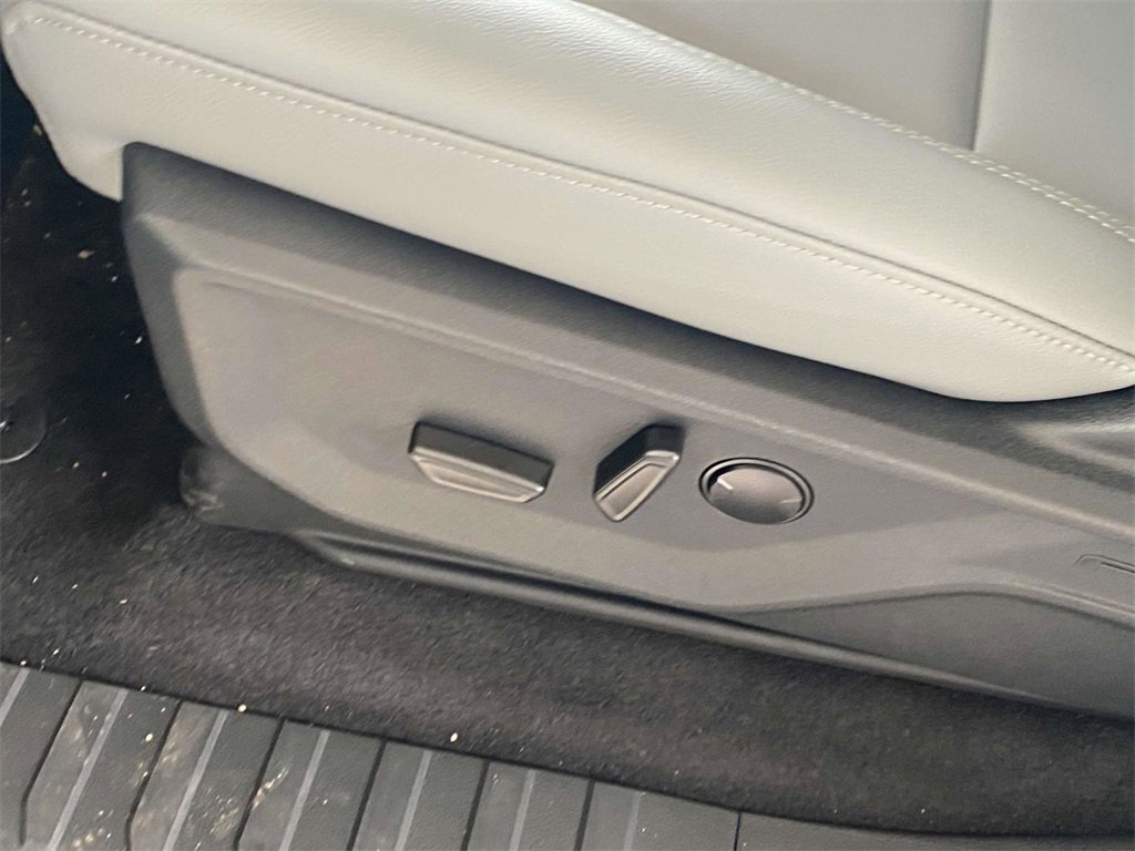 New 2025 Ford F150 Lightning Flash image 16