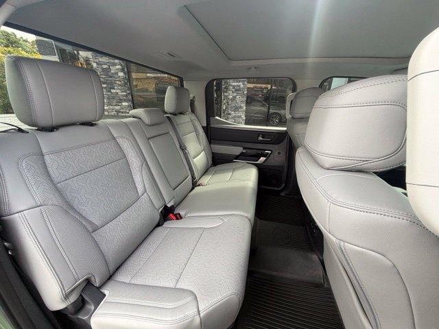 Used 2023 Toyota Tundra Limited AWD/4WD image 4