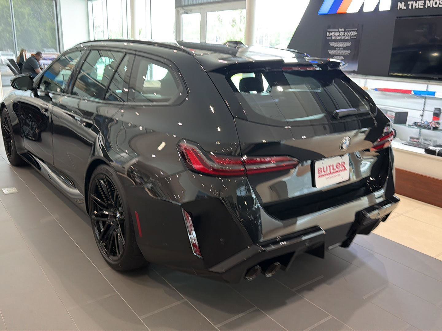 New 2027 BMW M5 Touring w/ M Driver's Package AWD/4WD image 9