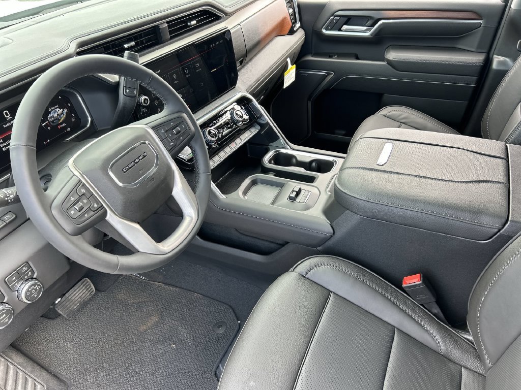 New 2026 GMC Sierra 2500 Denali w/ Technology Package AWD/4WD image 10