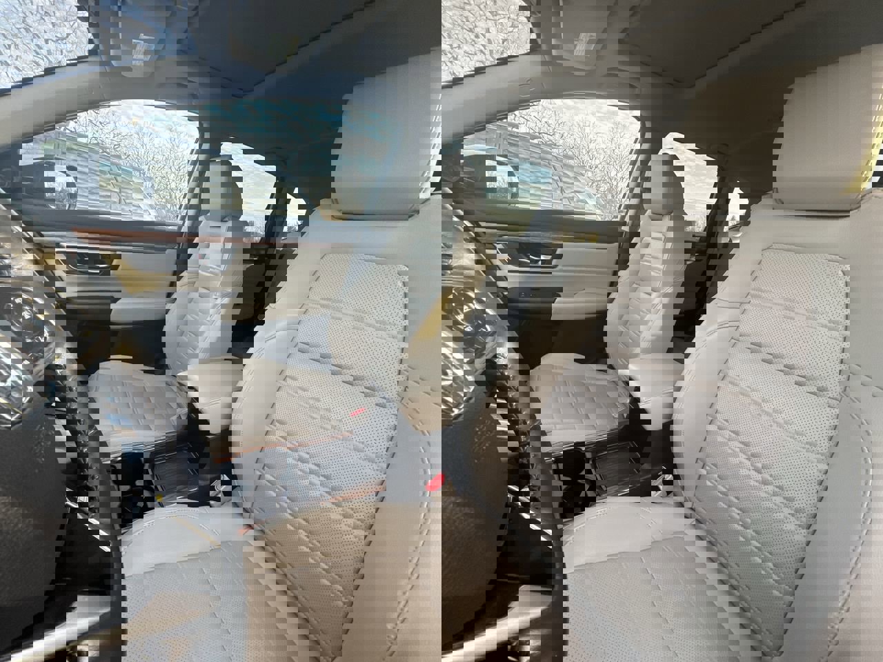 Used 2021 Honda CR-V Touring image 2