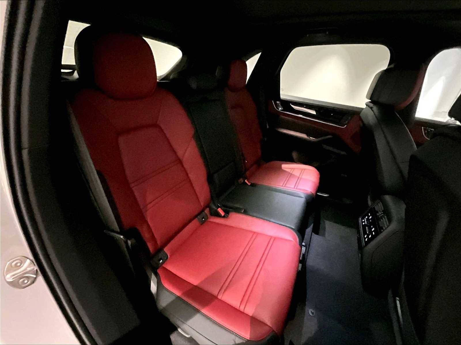 New 2026 Porsche Cayenne E-Hybrid image 29