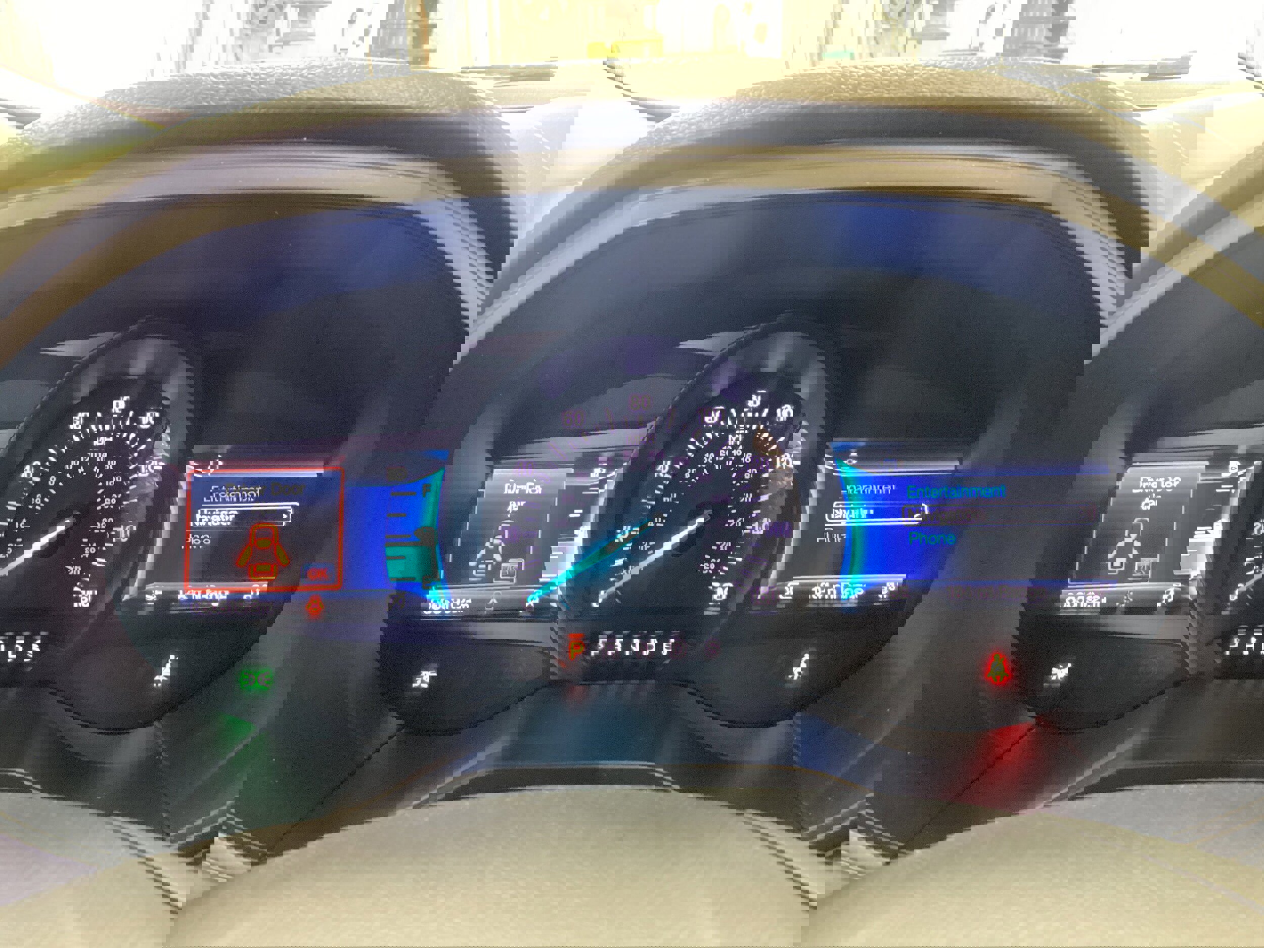 Used 2022 Ford Edge SEL image 23