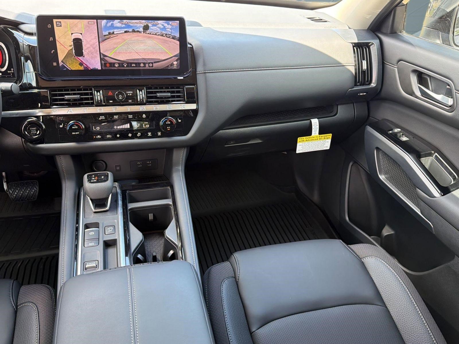 New 2026 Nissan Pathfinder SL image 27