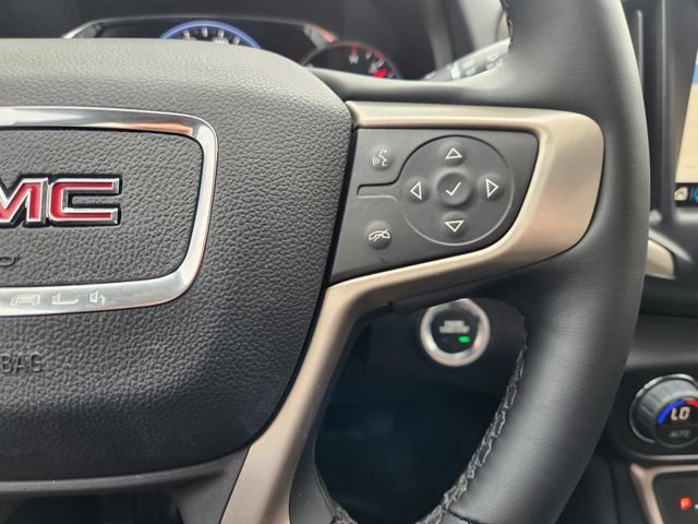Used 2024 GMC Terrain Denali w/ Black Diamond Edition AWD/4WD image 31