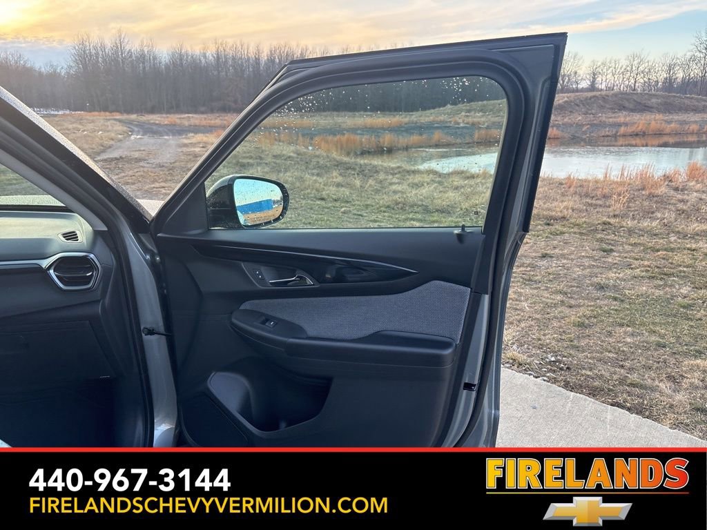 New 2026 Chevrolet TrailBlazer LT w/ Midnight Edition image 24