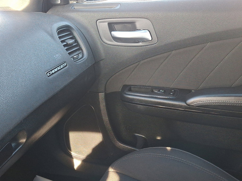 Used 2023 Dodge Charger GT w/ Blacktop Package image 31