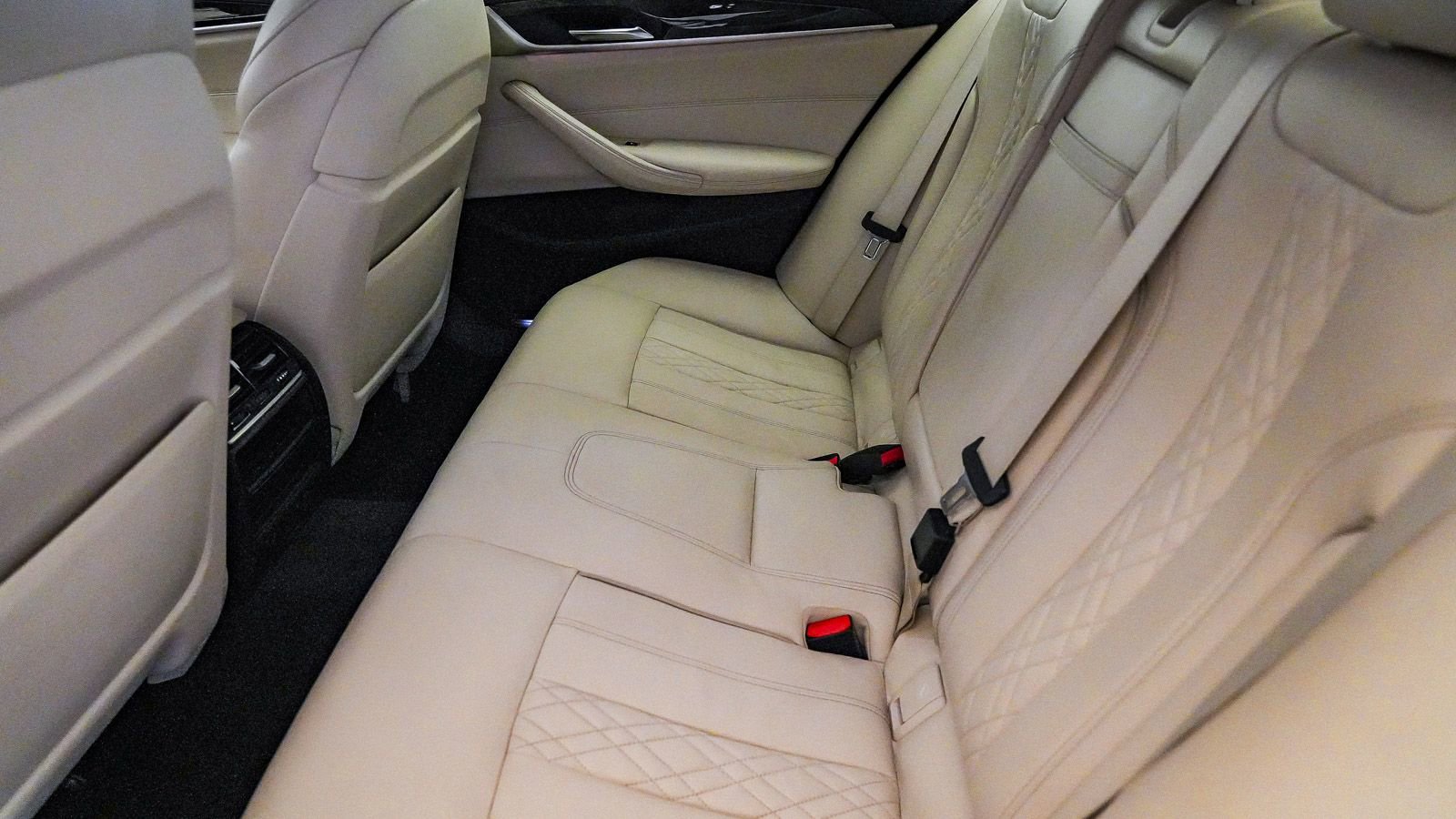 Used 2018 BMW 540i RWD image 19