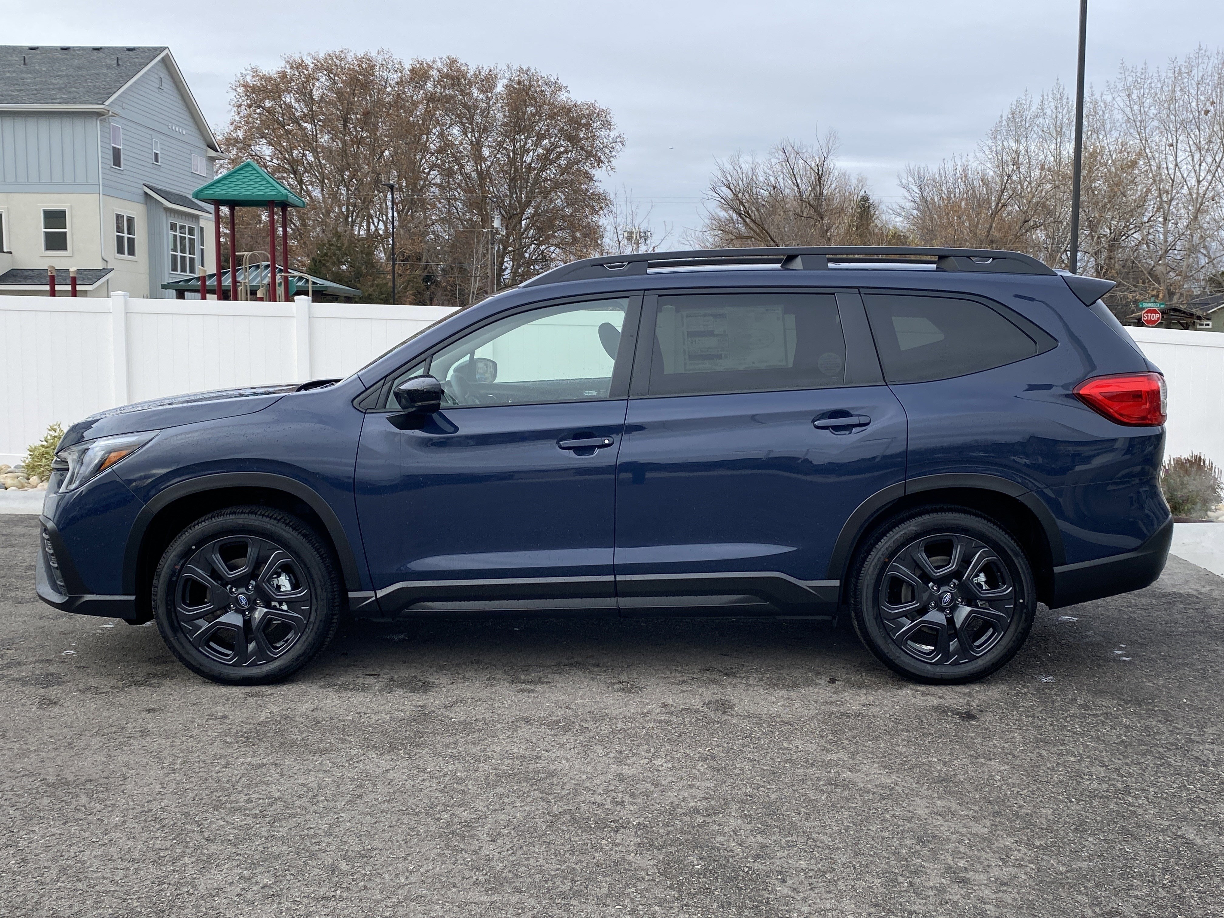 New 2025 Subaru Ascent Onyx Edition image 3