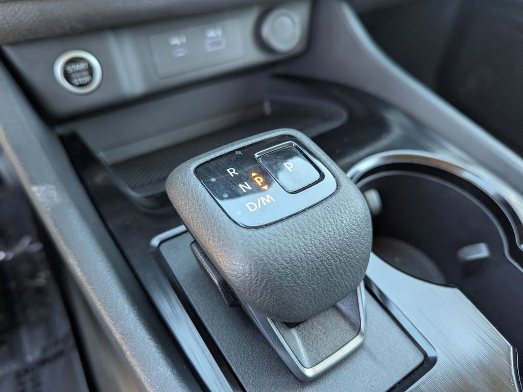 Used 2023 Nissan Rogue SV image 23