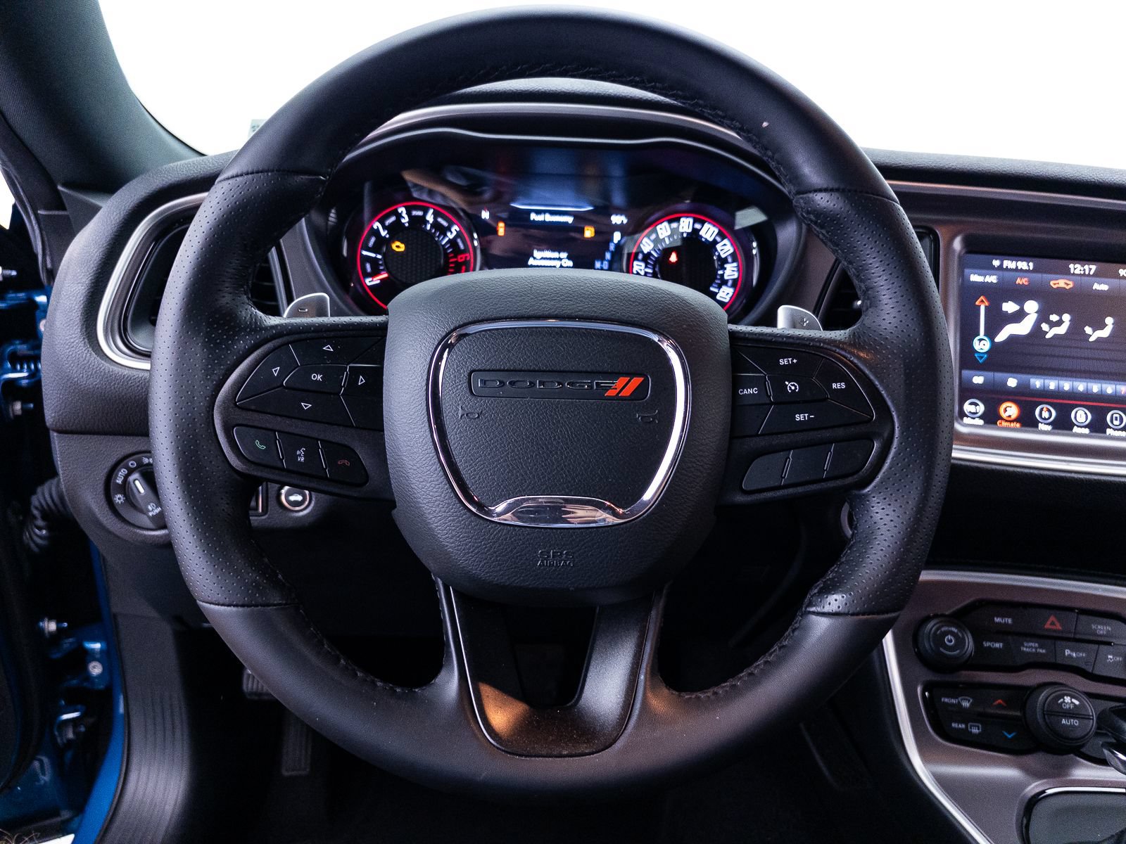 Used 2021 Dodge Challenger R/T w/ Driver Convenience Group RWD image 33