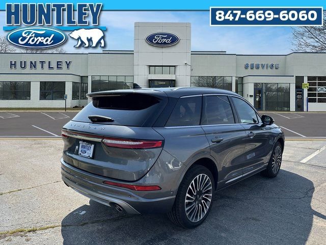 Used 2022 Lincoln Corsair Reserve w/ Equipment Group 201A image 5