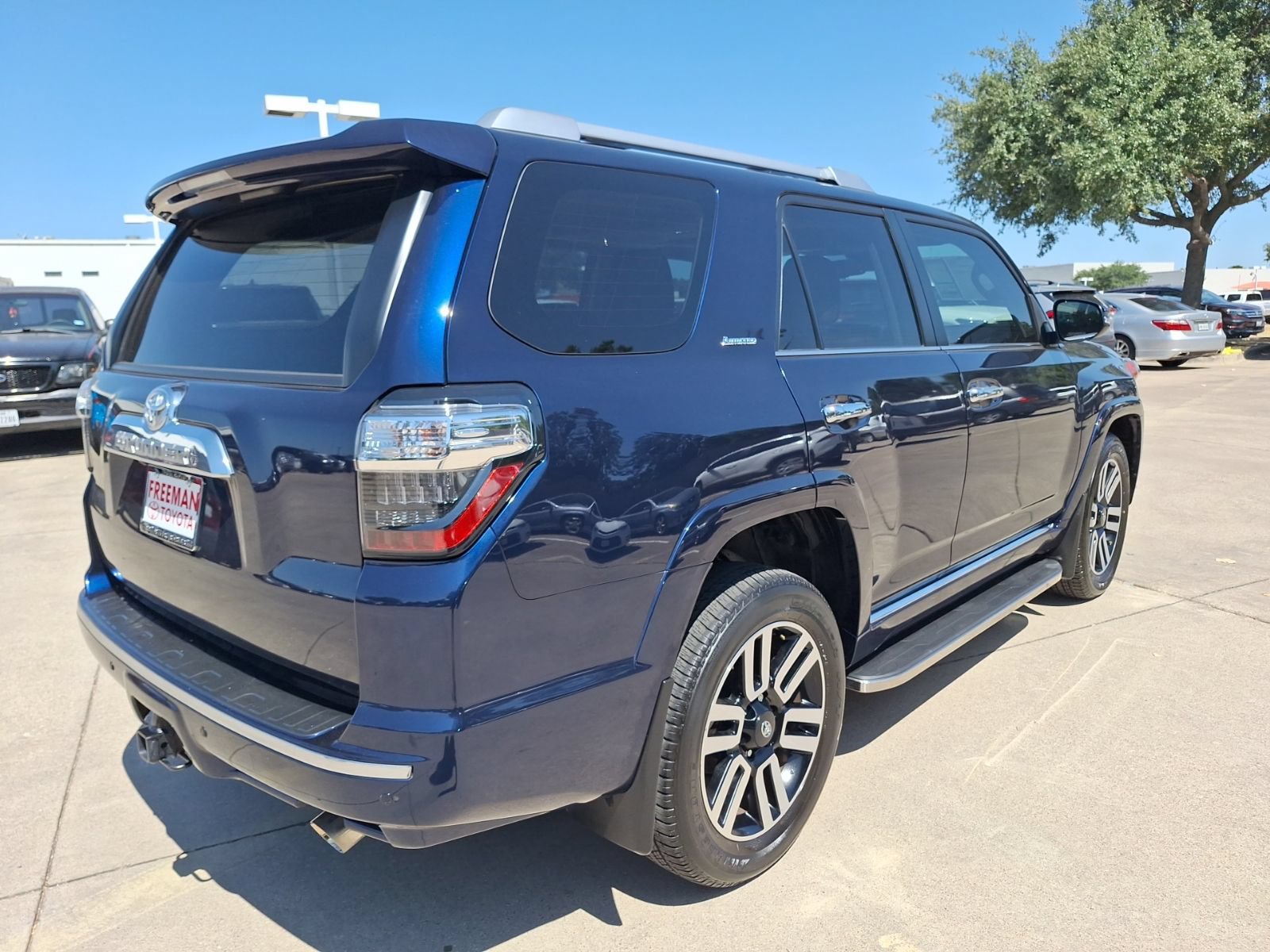 Used 2024 Toyota 4Runner Limited AWD/4WD image 6